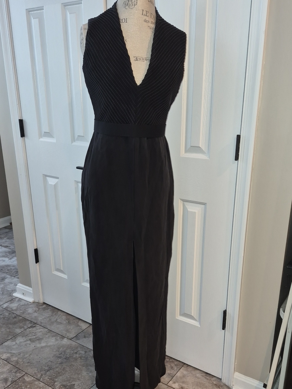 BRANDON MAXWELL CHARCOAL V NECK LONG SLIT FRONT TEXTURED BODY DRESS
